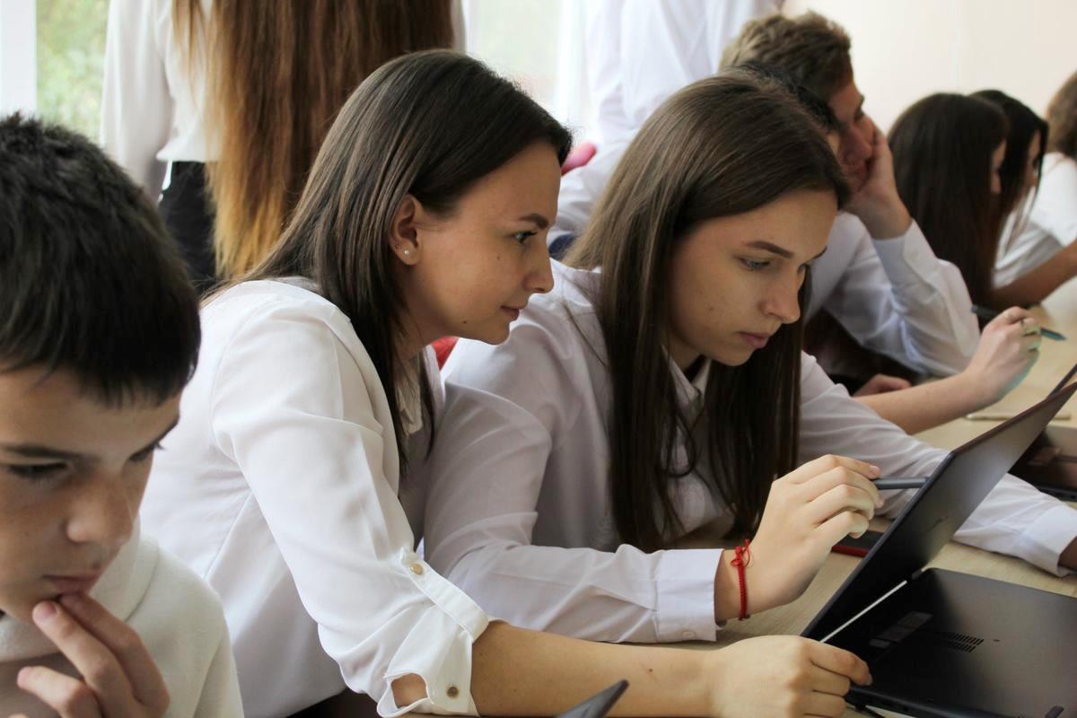 Онлайн-тестирование в рамках проекта «Билет в будущее» прошли почти 260 тыс. школьников